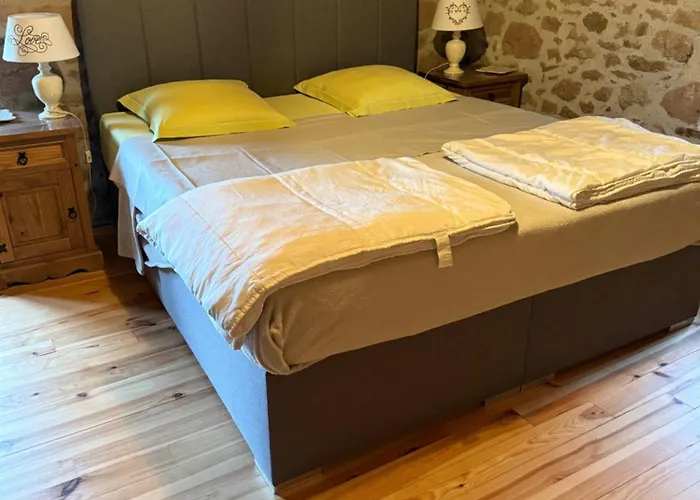 La Maison Dans Les Pres Holiday home